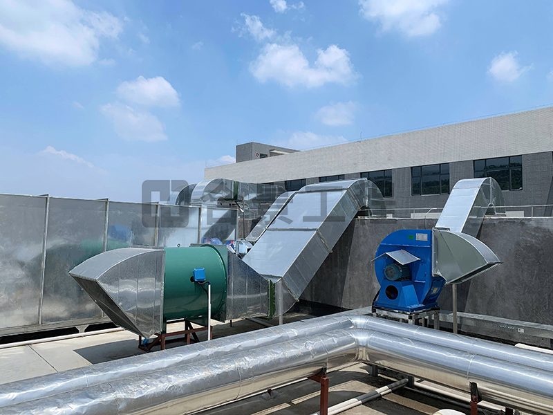 東莞盈灃科技有限公司工程緊鑼密鼓施工中，為迎接竣工全力奮戰(zhàn)！